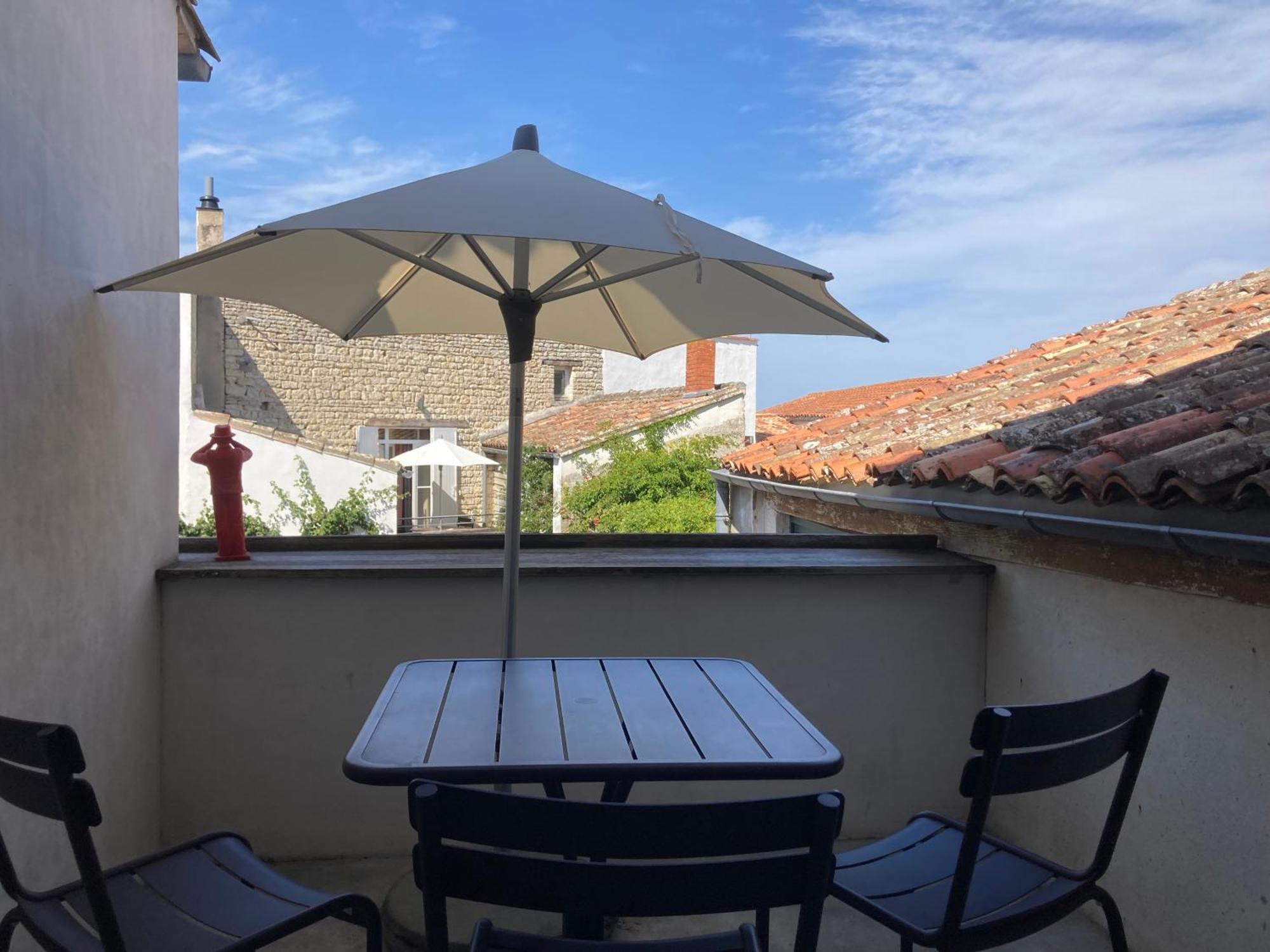 Le Sénéchal Hotel 3*